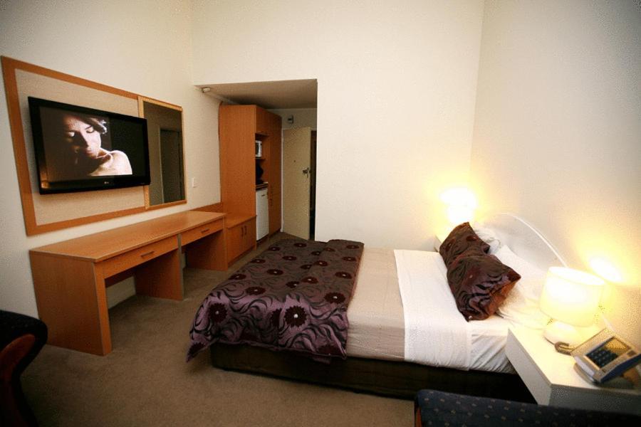 Auckland Airport Pacific Inn Room photo